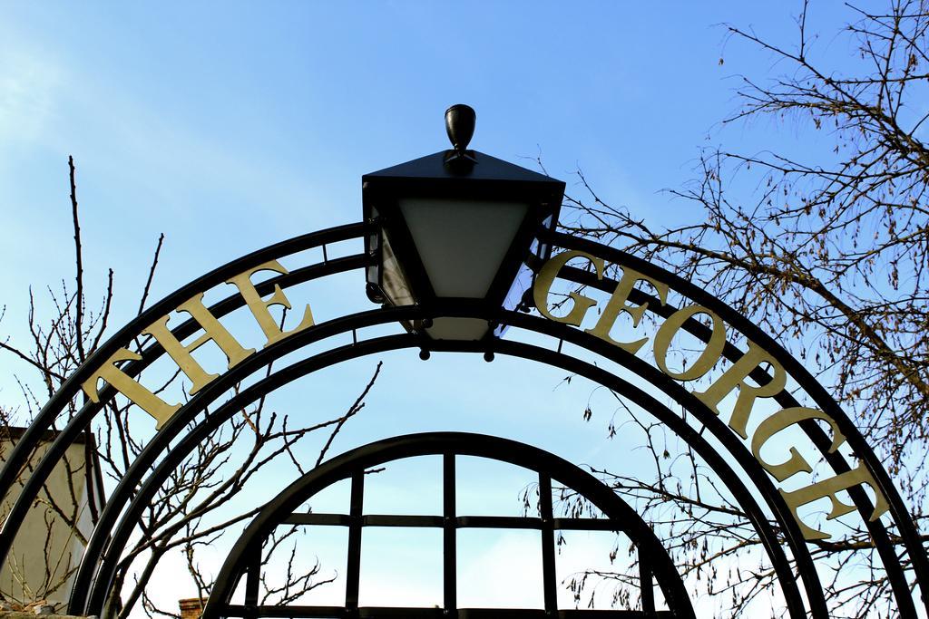 The George Hotel And Beach Club Ярмут Экстерьер фото